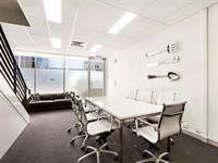 11/2 Bromham Place, Richmond