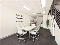11/2 Bromham Place, Richmond