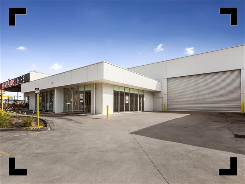 2/758 Princes Freeway, Laverton North
