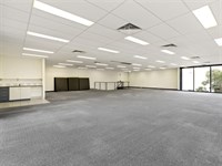 1/2 Garden Road, Mulgrave