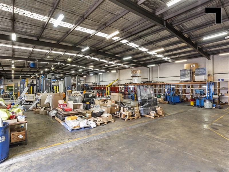 43 Lakeside Avenue, Reservoir