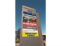 5/227 Fitzgerald Road, Laverton North