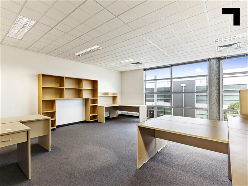 15/3 Westside Avenue, Port Melbourne