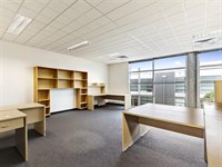 15/3 Westside Avenue, Port Melbourne