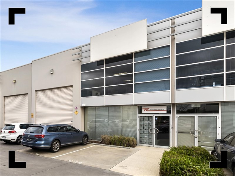 18/19 - 23 Clarinda Road, Oakleigh South