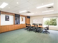 4/796 High Street, Kew East