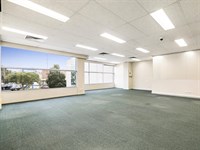 4/796 High Street, Kew East