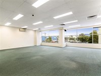4/796 High Street, Kew East