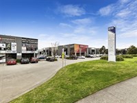 2/899 Wellington Road, Rowville