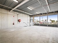 354/352-360 Bell Street, Preston