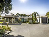 2315 - 2319 Dandenong Road, Mulgrave