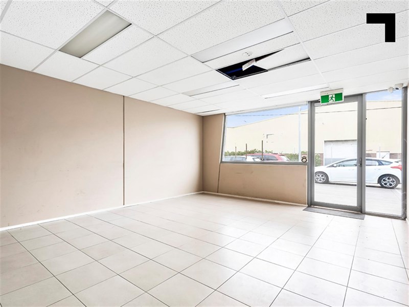 Unit 5/216 Blackshaws Road, Altona North