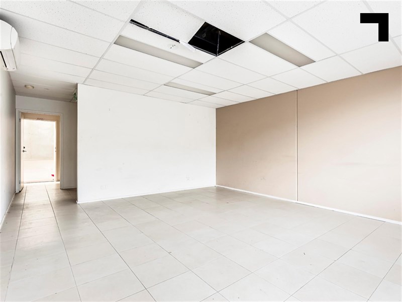 Unit 5/216 Blackshaws Road, Altona North