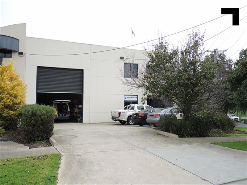 50 Mercedes Drive, Thomastown