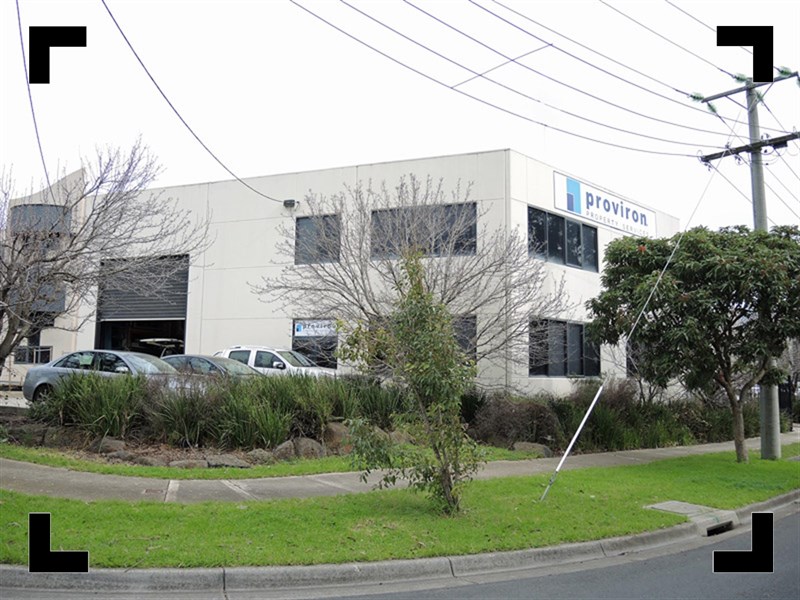 50 Mercedes Drive, Thomastown