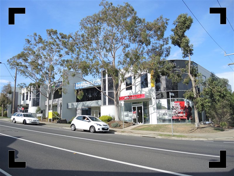 2/18 Sherbourne Road, Briar Hill