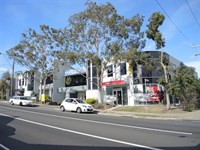2/18 Sherbourne Road, Briar Hill