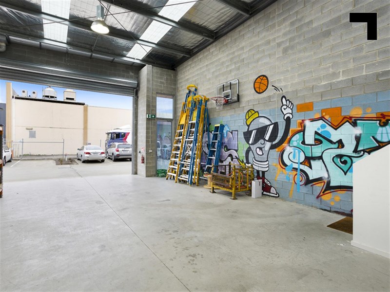 7/102 Henkel Street, Brunswick