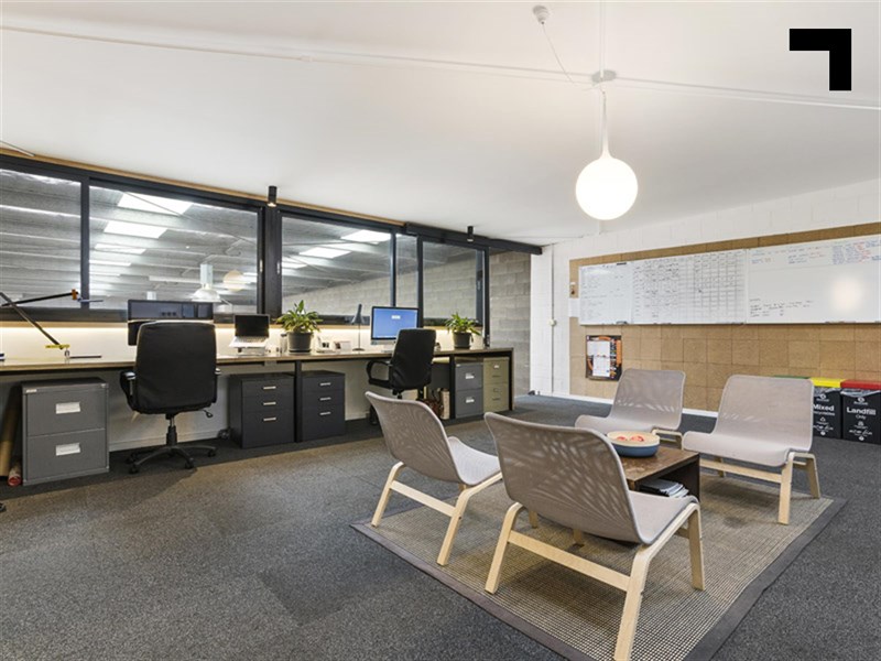 7/102 Henkel Street, Brunswick