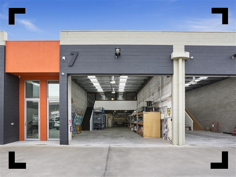 7/102 Henkel Street, Brunswick
