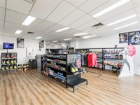 Part Ground Floor/1038 Dandenong Road, Carnegie
