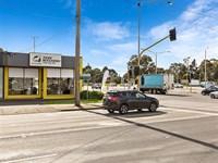 2/841 Princes Highway, Springvale