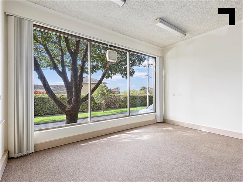 19A Hampshire Road, Glen Waverley