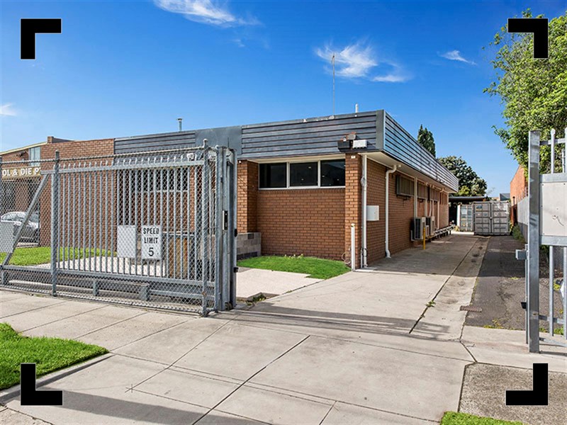 12 Nellbern Road, Moorabbin