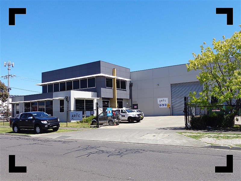 24 Vella Drive, Sunshine West