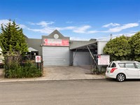 103 Slater Parade, Keilor East