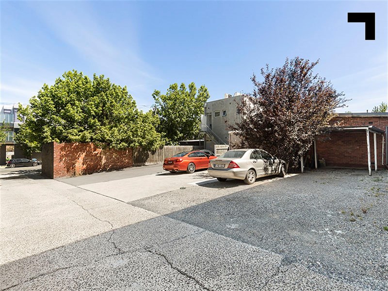 554 Whitehorse Road, Surrey Hills
