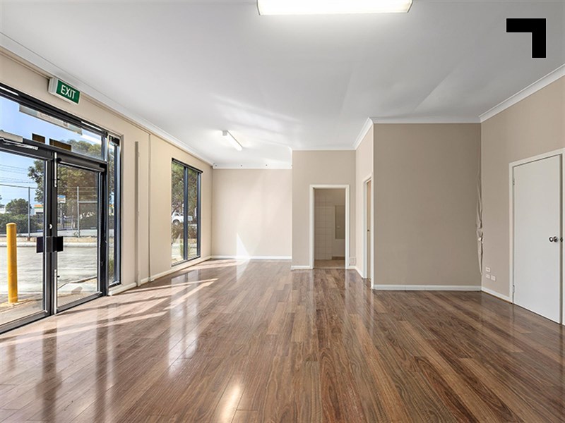 1/121 Fairbairn Road, Sunshine West