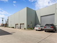 1/121 Fairbairn Road, Sunshine West