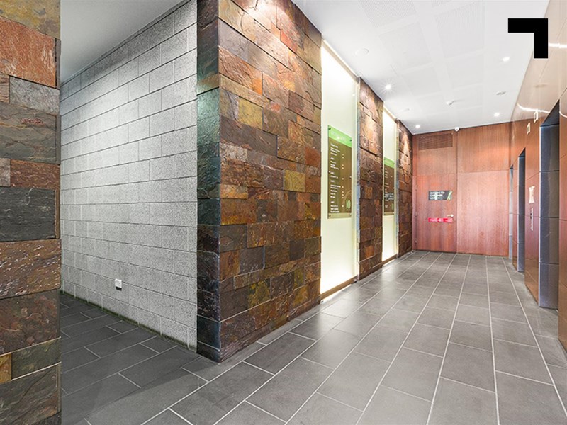 G2/10 Yarra Street, South Yarra