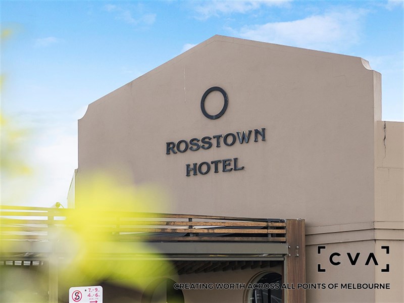 32 Koornang Road, Carnegie