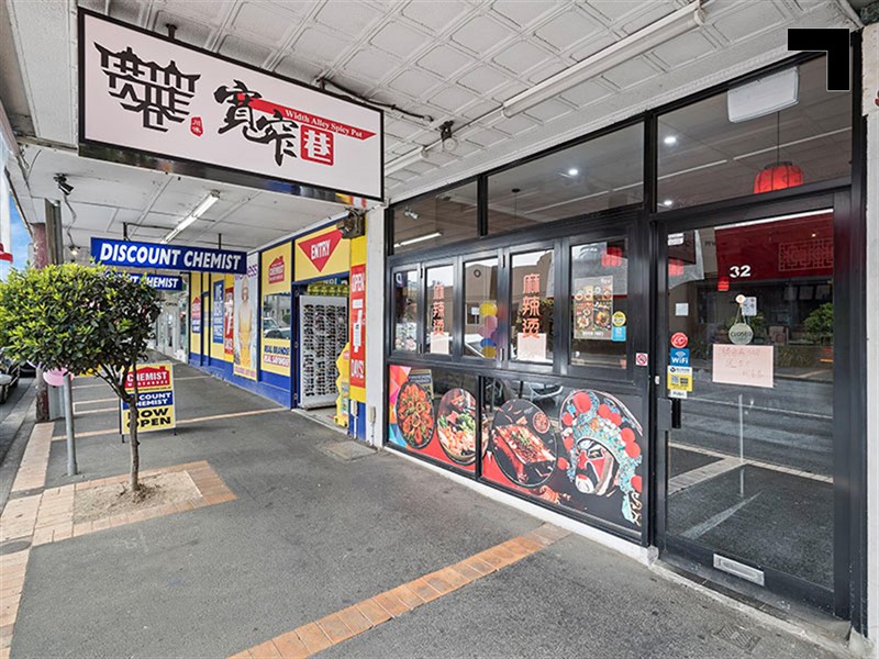 32 Koornang Road, Carnegie