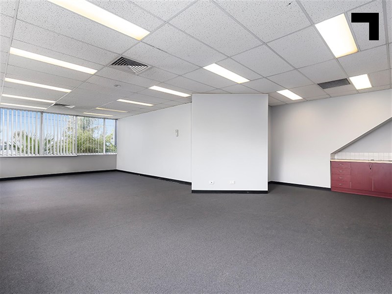 1A/187-189 Fairbairn Road, Sunshine West