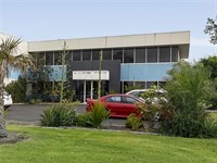 1A/187-189 Fairbairn Road, Sunshine West