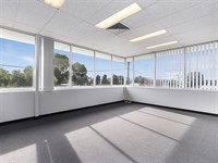 1A/187-189 Fairbairn Road, Sunshine West
