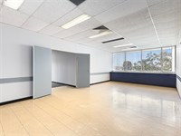 1A/187-189 Fairbairn Road, Sunshine West