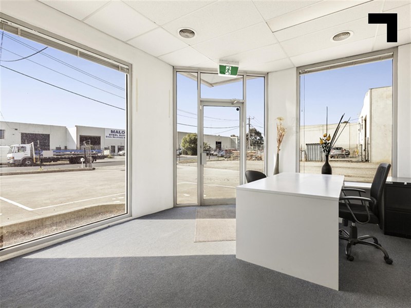 7 Vella Drive, Sunshine West
