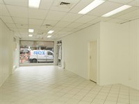 Shop 2/43 Hall Street, Moonee Ponds