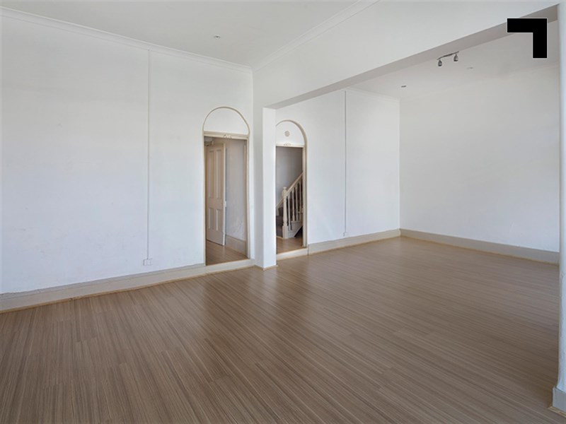 492-496 Victoria Street, North Melbourne