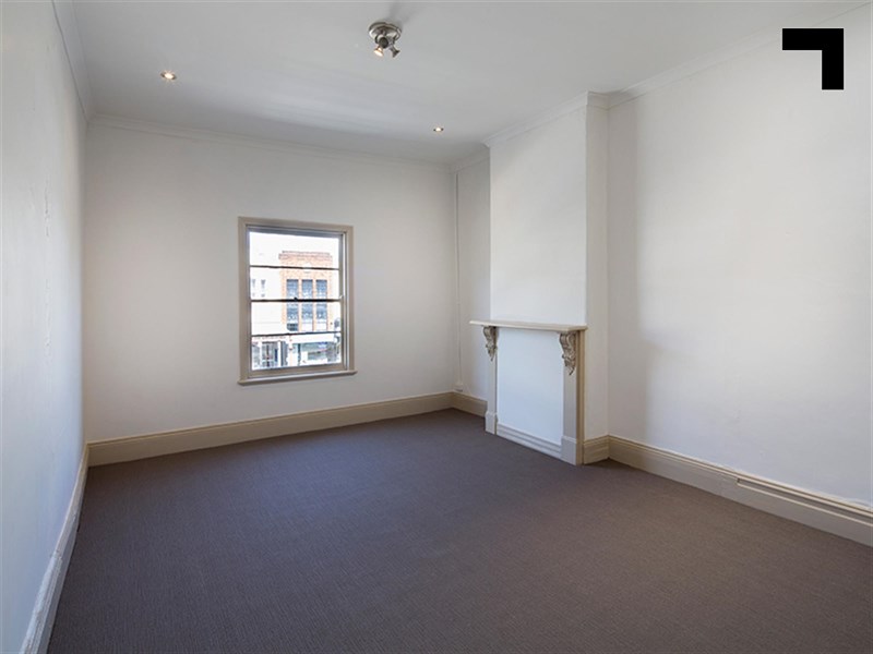 492-496 Victoria Street, North Melbourne