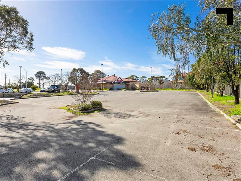 4 Hall Road, Carrum Downs