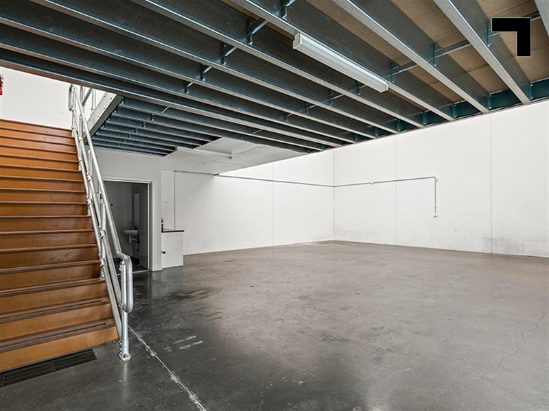 7/32 Law Court, Sunshine West