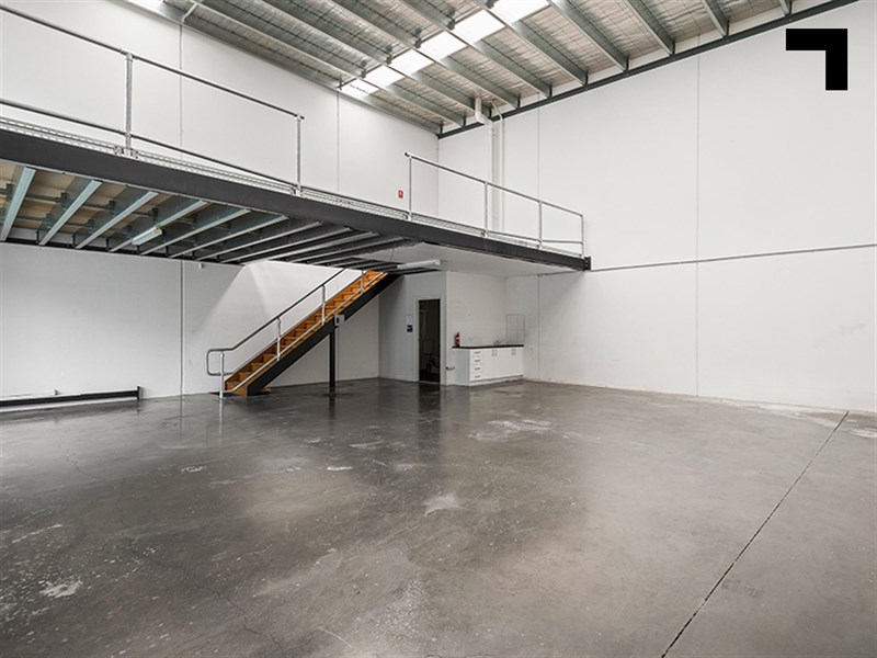 7/32 Law Court, Sunshine West