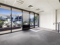 2/202 Ferntree Gully Road, Notting Hill