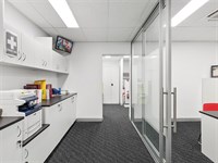 Ground Floor/242 Union Road, Ascot Vale