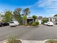 54/137 Mountain Highway, Wantirna